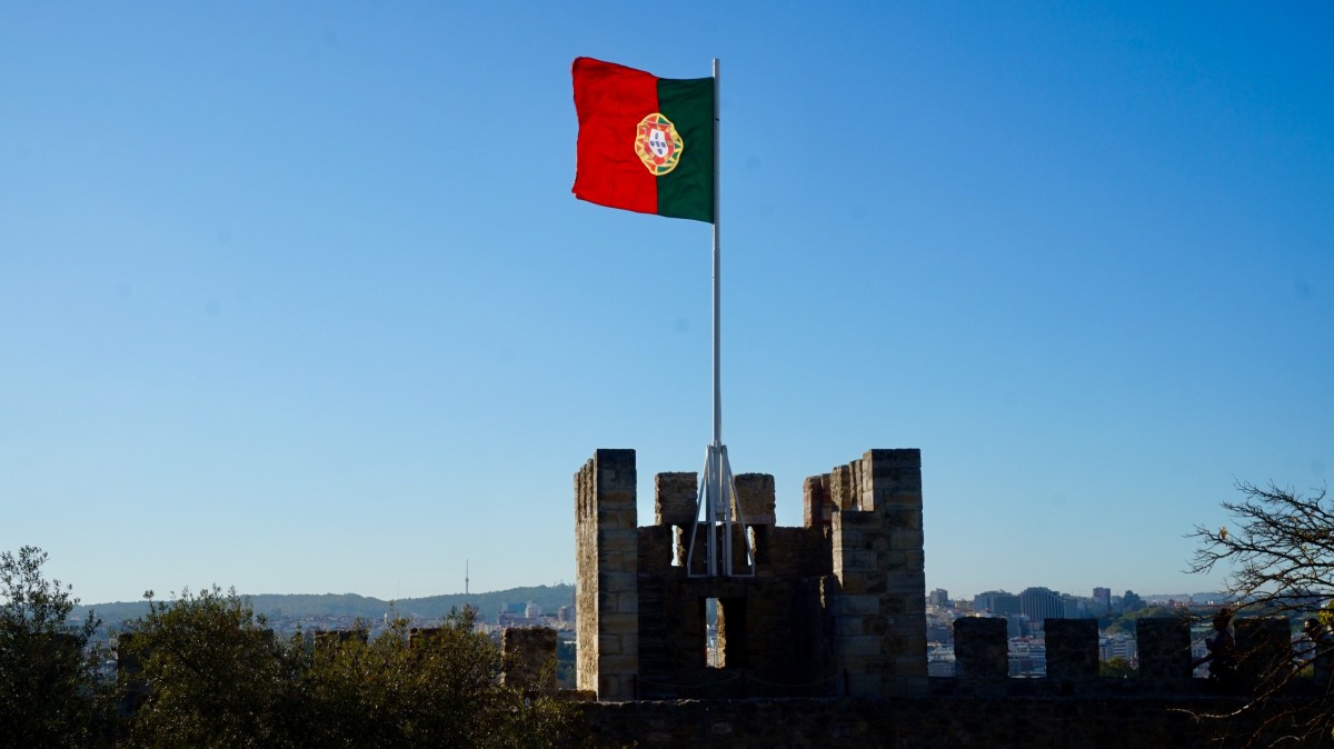 57957479-A695-40CE-A79D-F05BD4F512FC