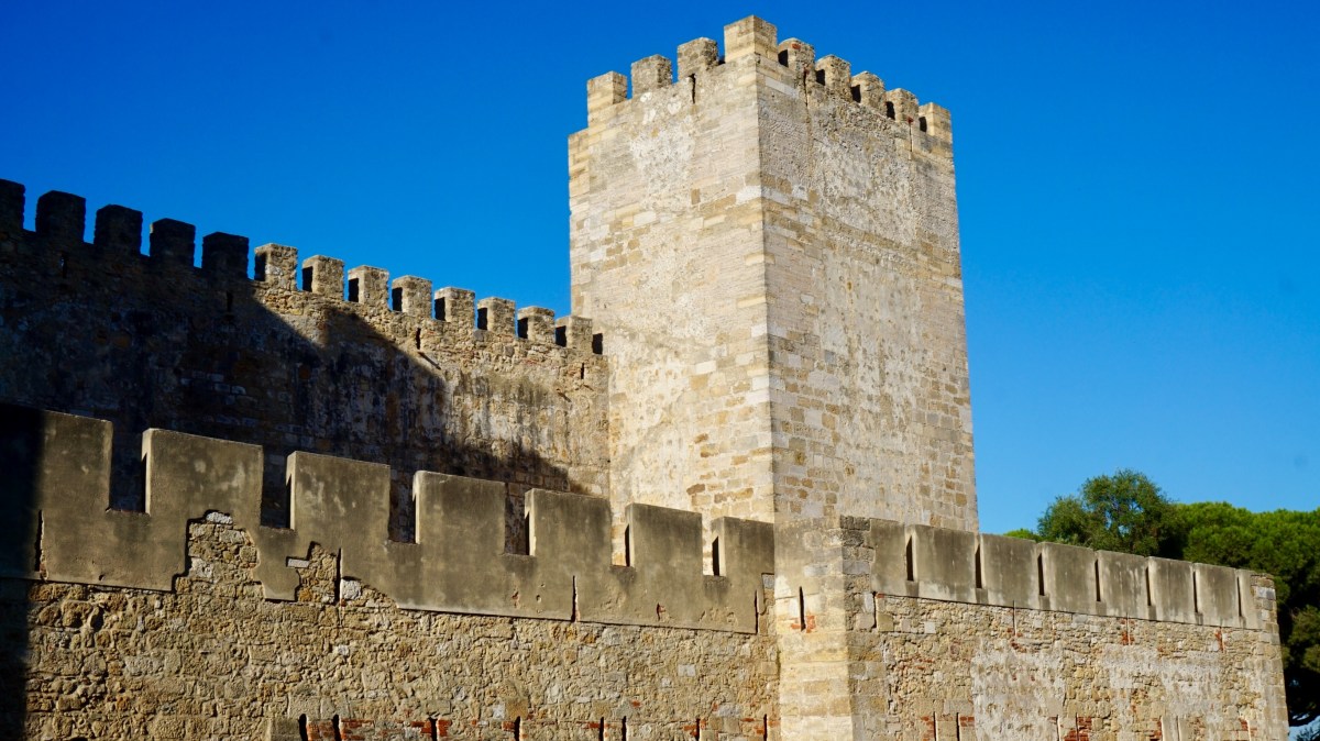 FB8337FD-A6B9-4BF9-8AA5-852AD5902795