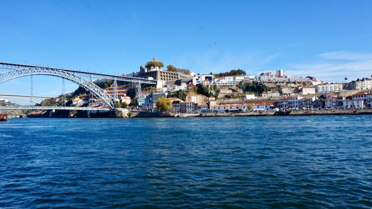 698B964D-F3B0-49D2-8D3D-229064A4DA03