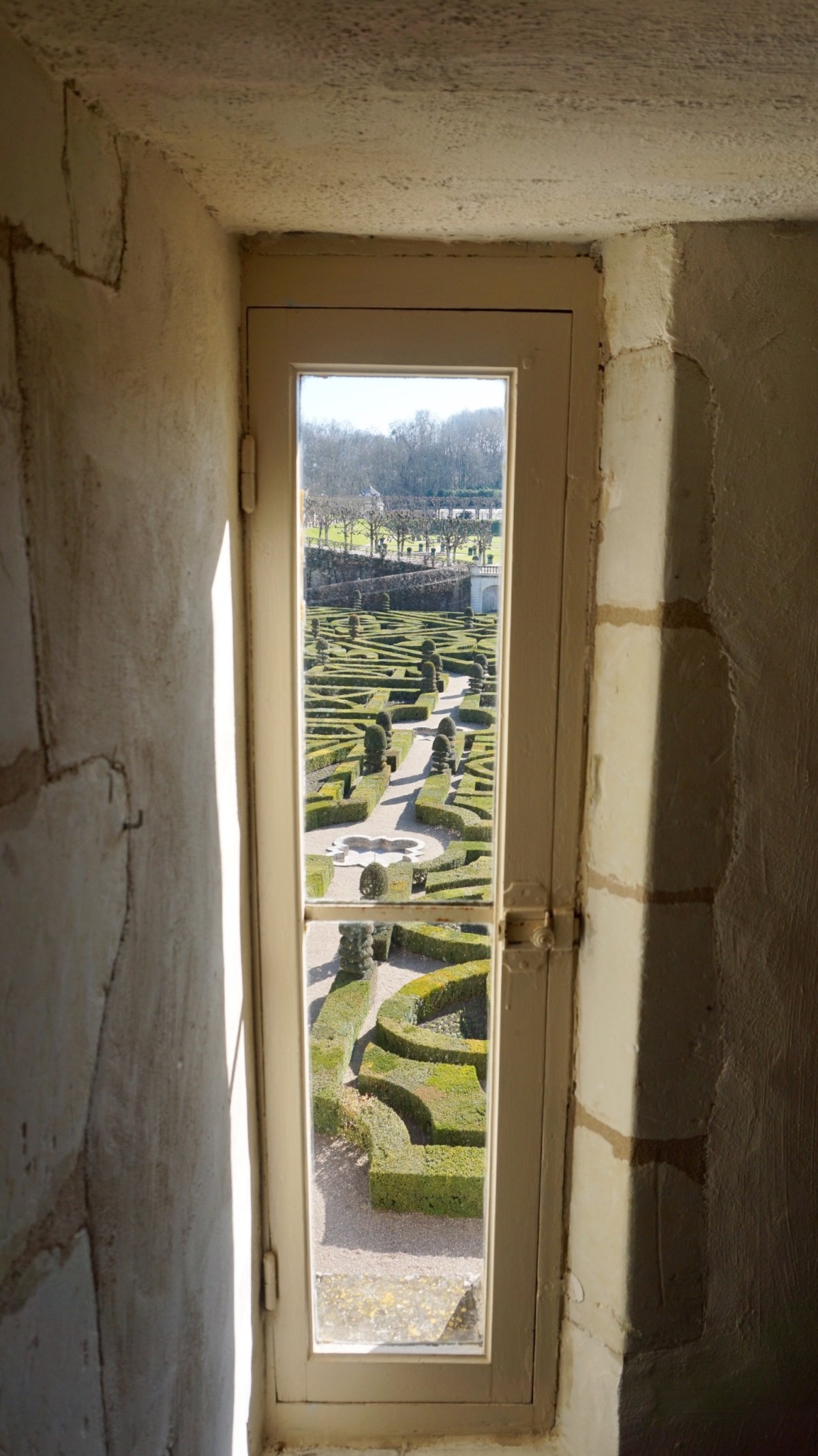 AB09DFD1-8672-4D78-B29B-F60F97A4F567