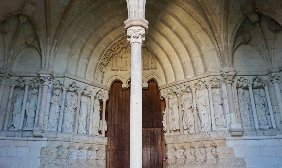 BEDAA303-7E3B-4612-AB7A-B3C7F47401B6