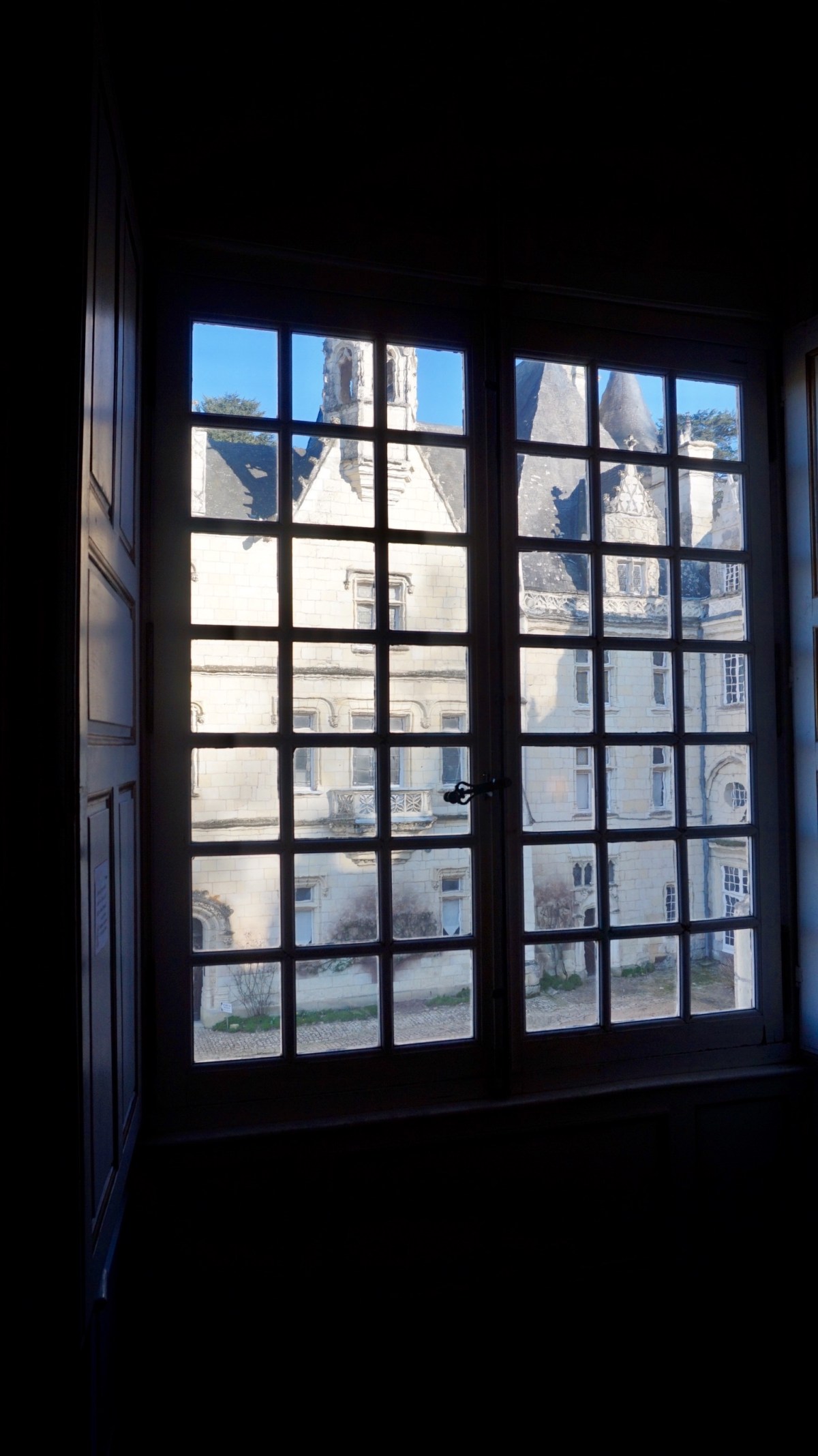 F4D9E2D0-BAB7-4D1C-BEBF-3CE02E5479EA